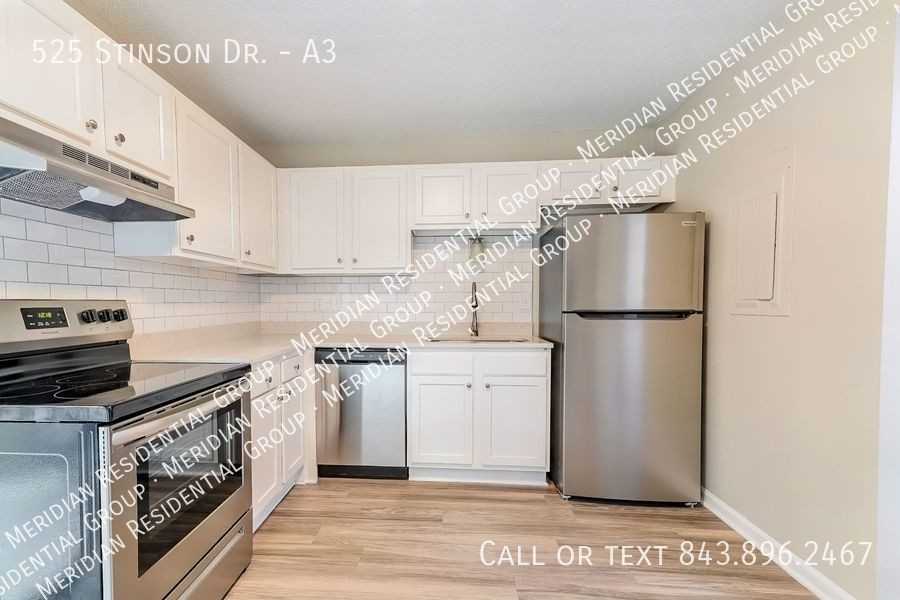 525 Stinson Dr #A3 - Photo 3 of 42