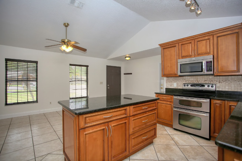 2453 Sweetaire Ct - Photo 7 of 26