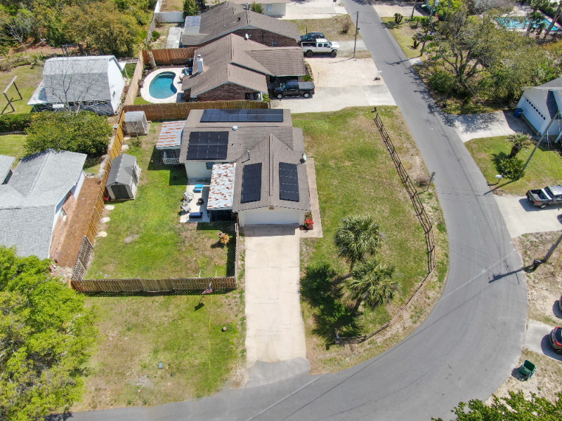 415 Oleander Cir - Photo 3 of 41