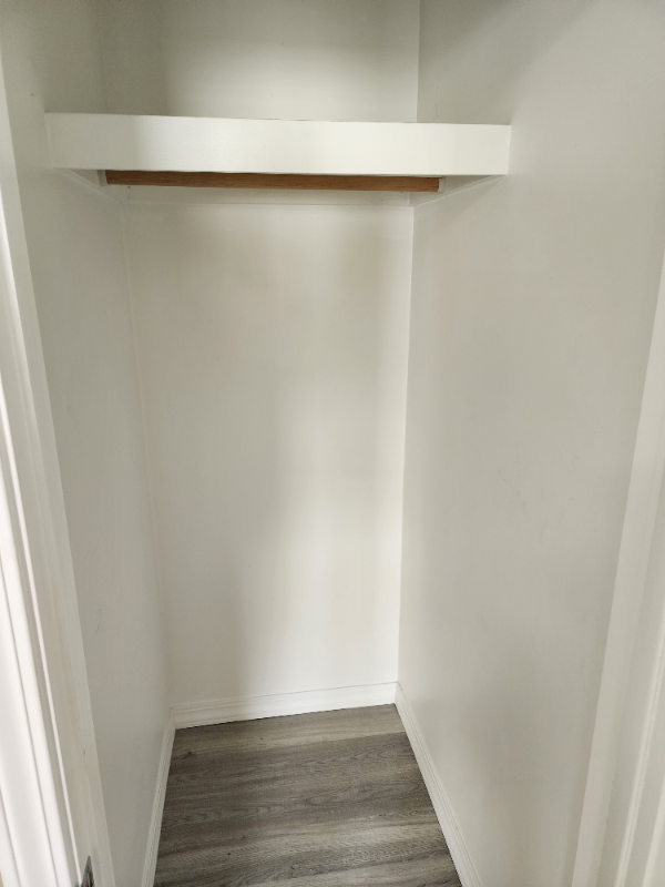 516 20th St N - Photo 2 of 3