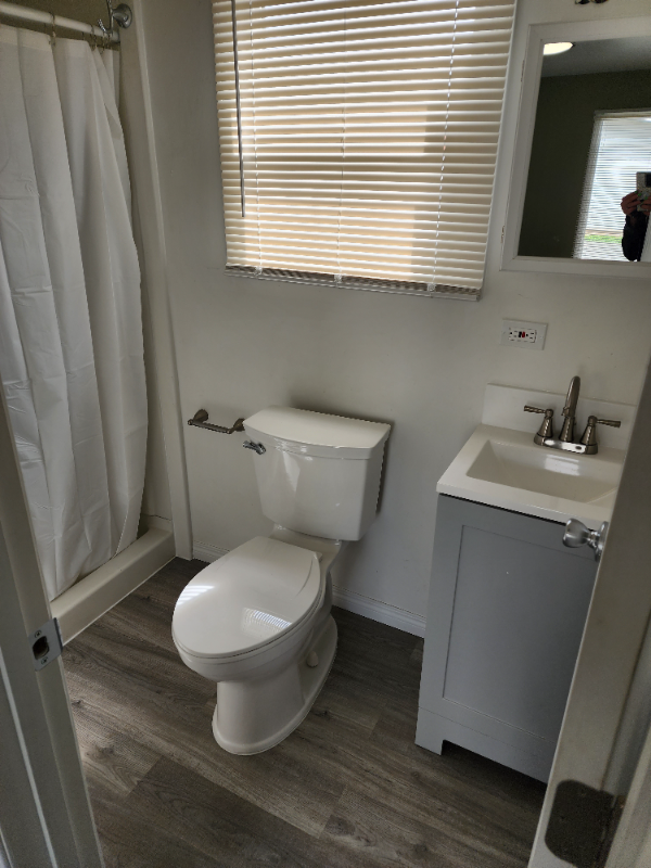 516 20th St N - Photo 3 of 3