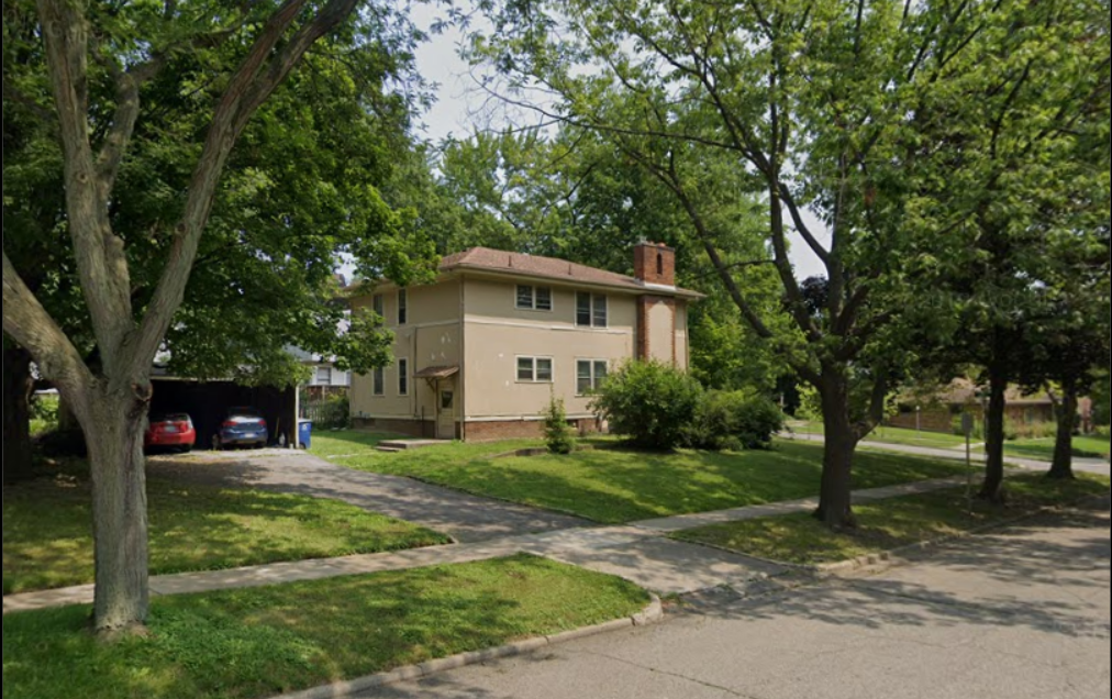 912 Edgewood Pl #2 - Photo 3 of 12