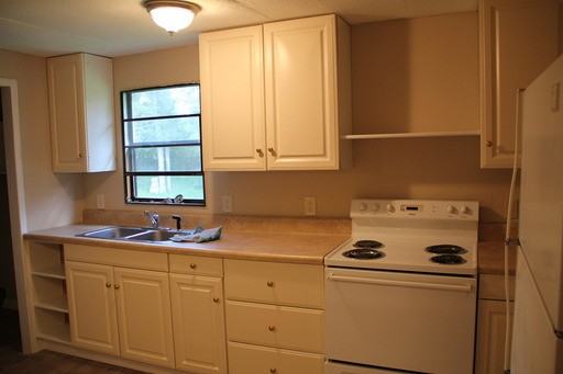 588 Moore's Chapel Rd - Photo 2 of 9