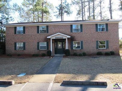 1804 Kings Chapel Road unit 1 - Photo 2 of 16