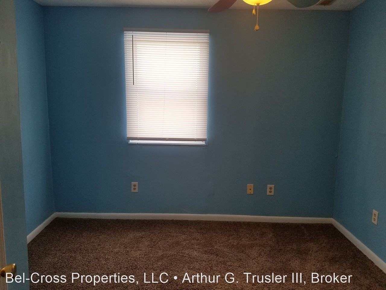 2029 Listravia Ave - Photo 3 of 14