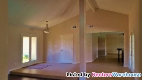 11041 N 32nd Pl - Photo 2 of 15