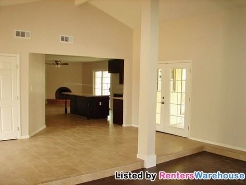 11041 N 32nd Pl - Photo 3 of 15