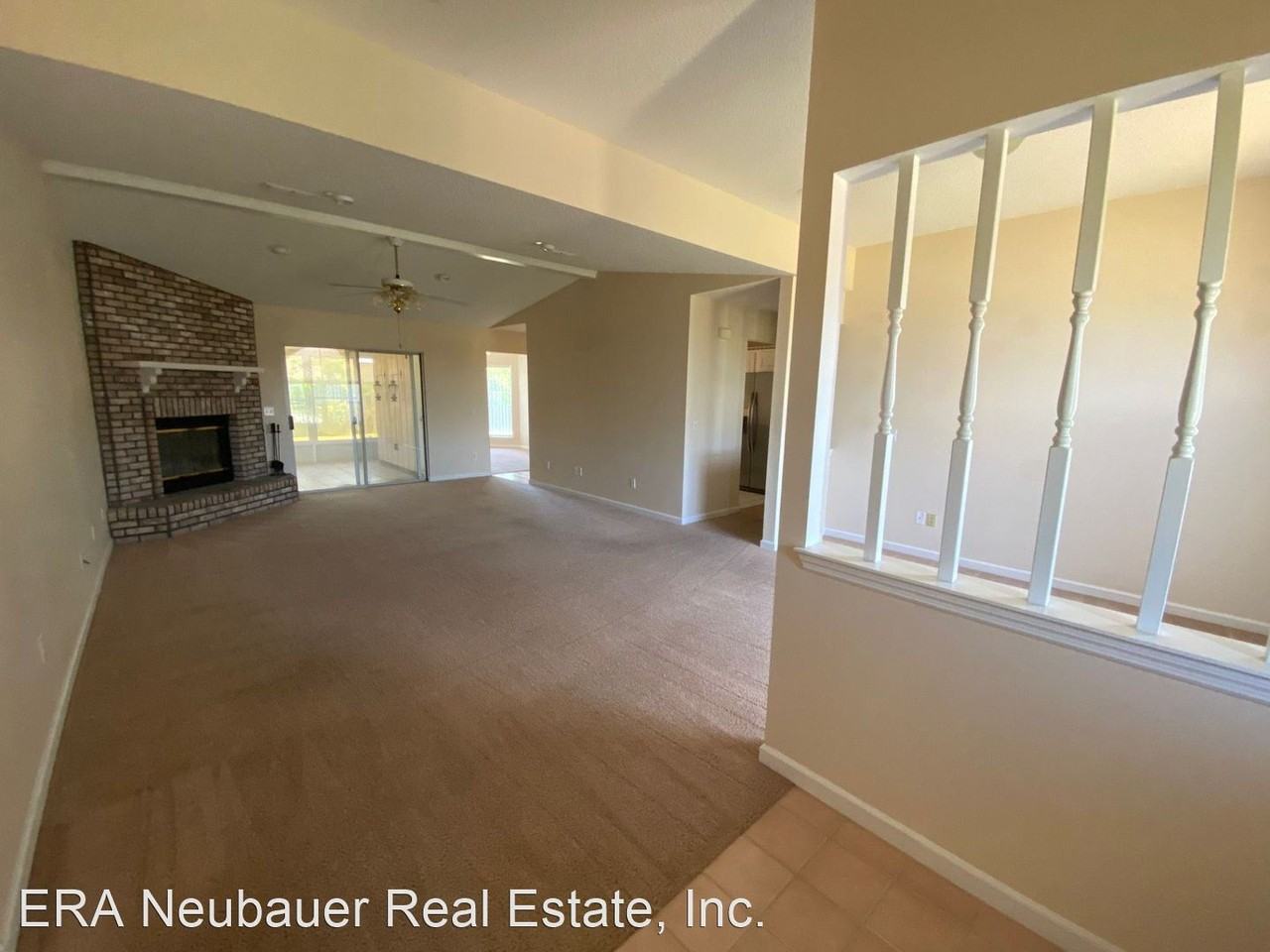 6915 Ross Dr - Photo 2 of 14