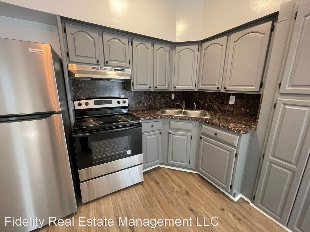 119 W. Parmenter St. - Photo 2 of 10