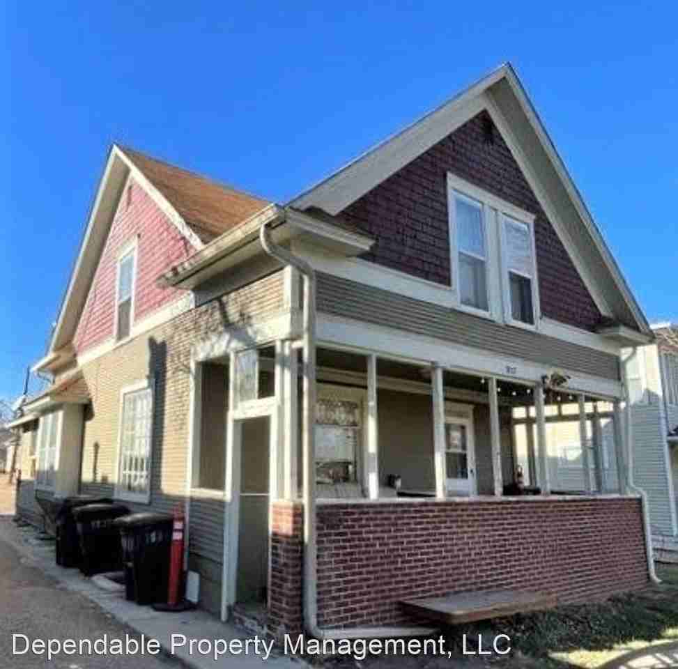 1837 10th Avenue - Photo 2 of 43