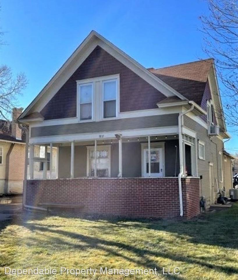 1837 10th Avenue - Photo 3 of 43