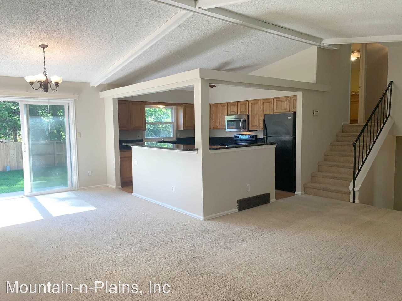 2618 Brookwood Dr - Photo 3 of 18