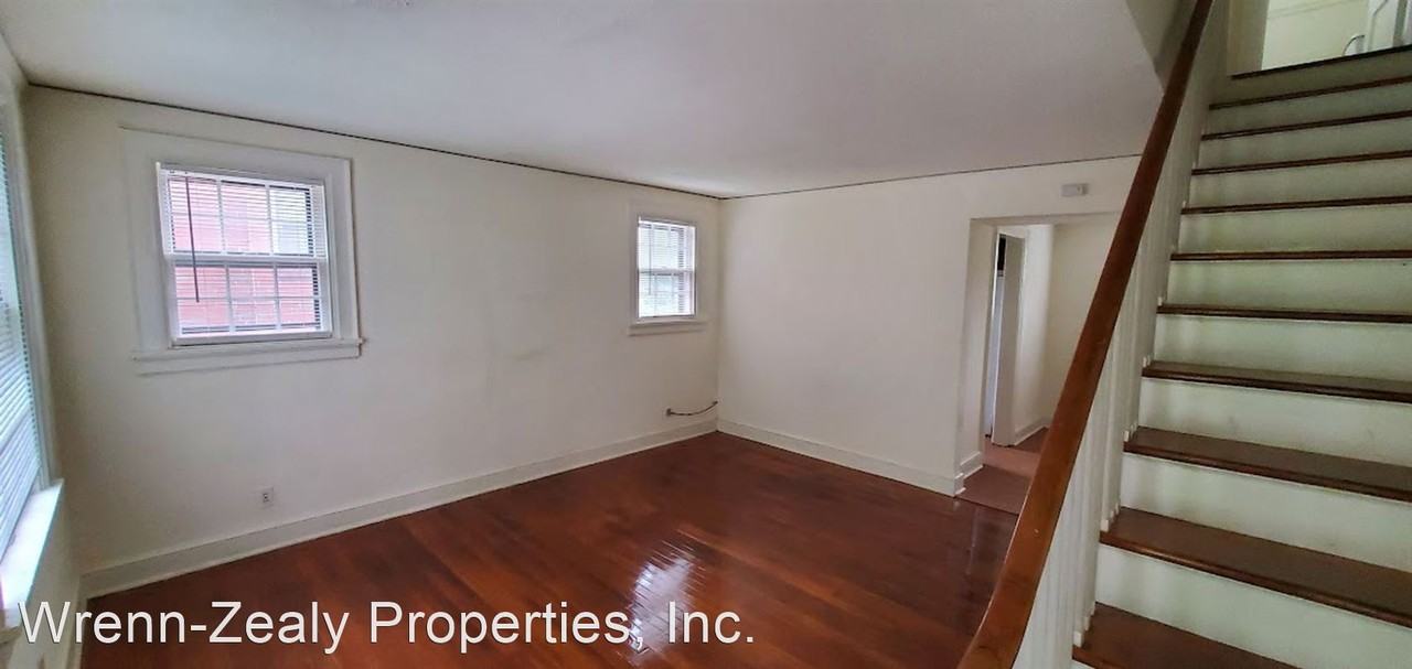 2521 Spring Garden St - Photo 3 of 6
