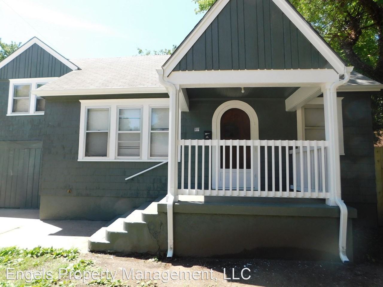 1111 E Morris St - Photo 2 of 16