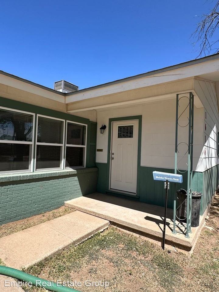 1616 E Penasco Dr - Photo 2 of 17