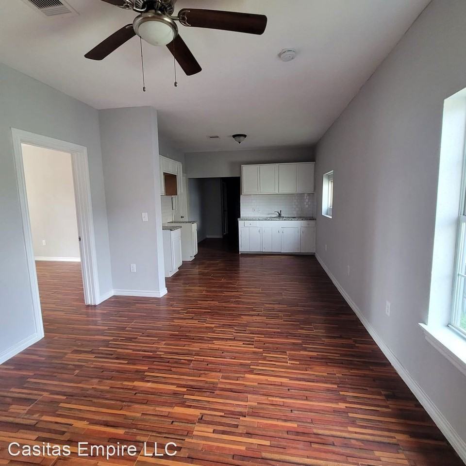 201 66th St - Photo 2 of 14
