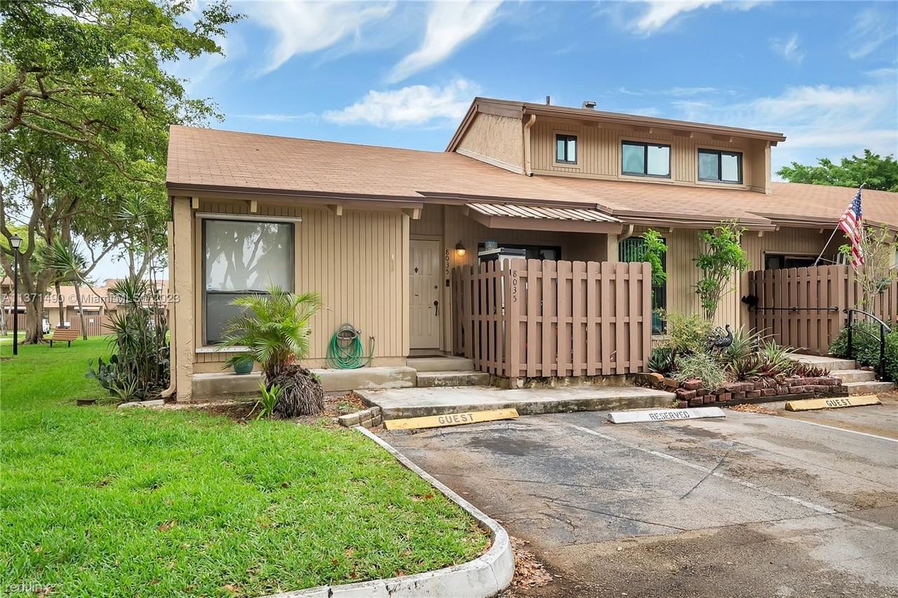 8035 Sw 22nd Ct - Photo 2 of 6