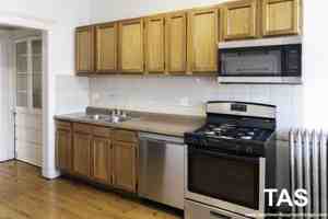 featured image of 5126 S University Ave #1S