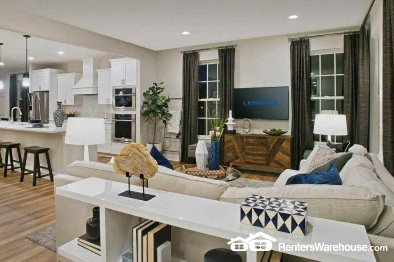 7101 Sisco Way - Photo 3 of 11