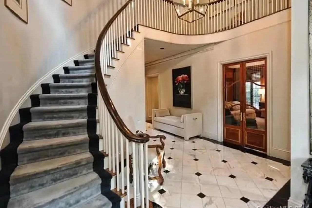 1414 Biltmore Dr - Photo 2 of 18