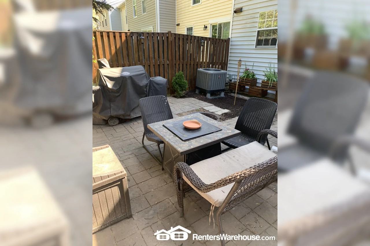 1756 Jacobs Meadow Dr - Photo 2 of 6