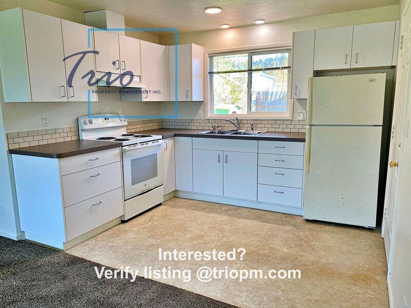 822 E 35th Pl - Photo 2 of 12