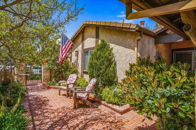 25628 Alicante Dr - Photo 2 of 23