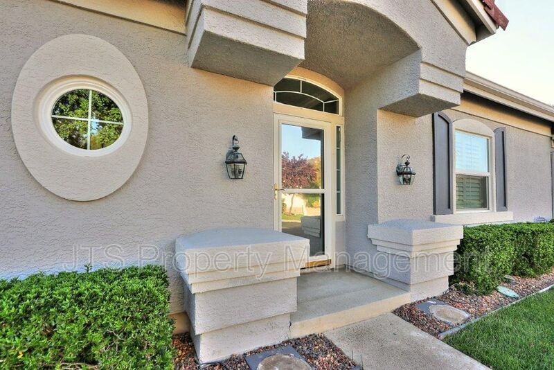 311 Marsalla Dr - Photo 3 of 46