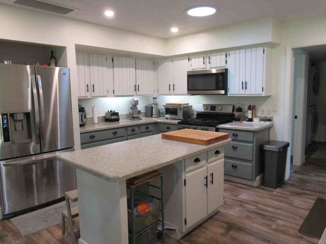 550 Bottlebrush Ct - Photo 3 of 19