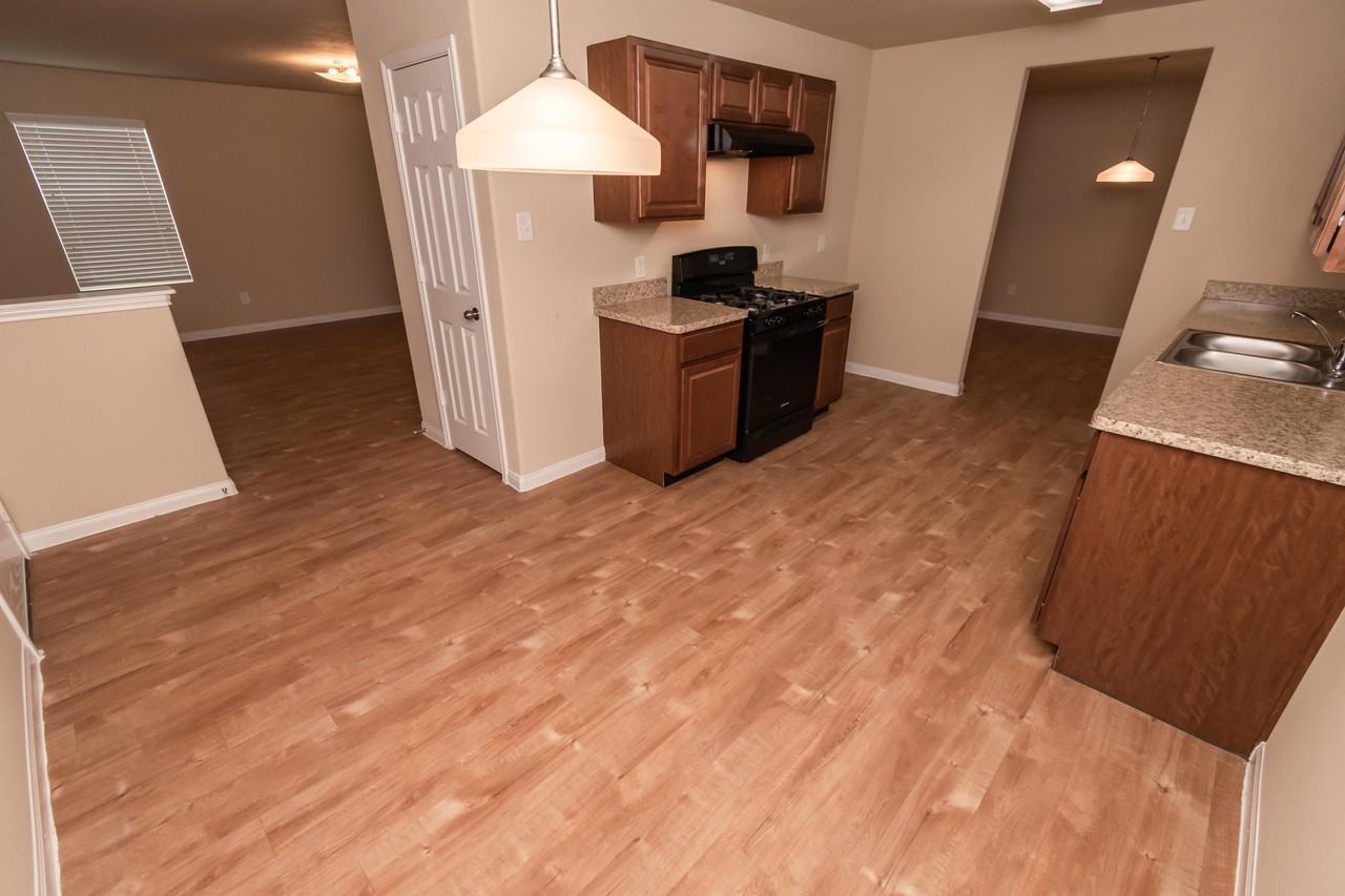 6306 Heathers Bnd - Photo 3 of 8