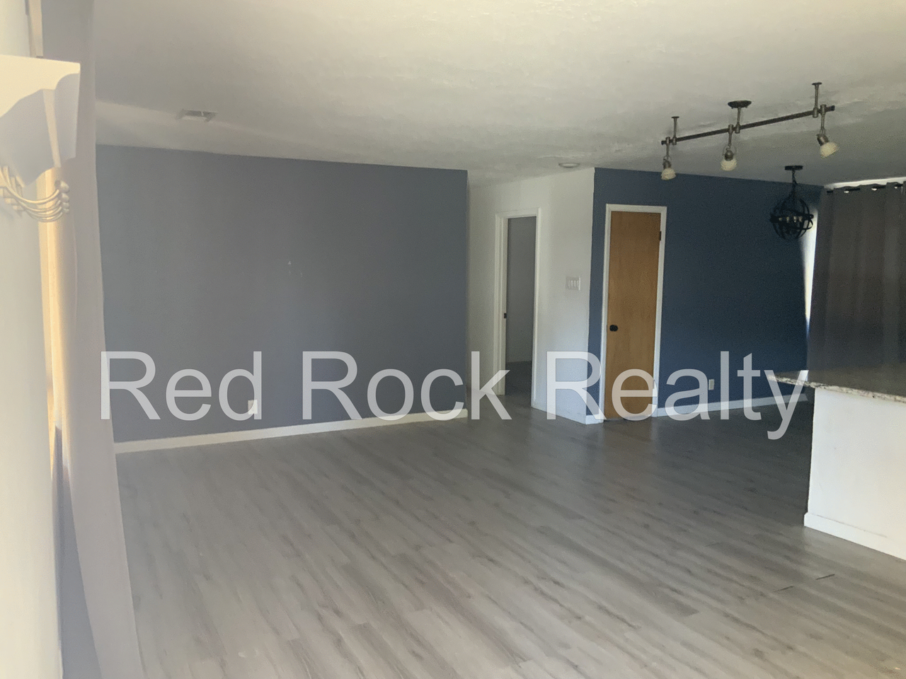 8912 Gutierrez Rd Ne - Photo 2 of 16