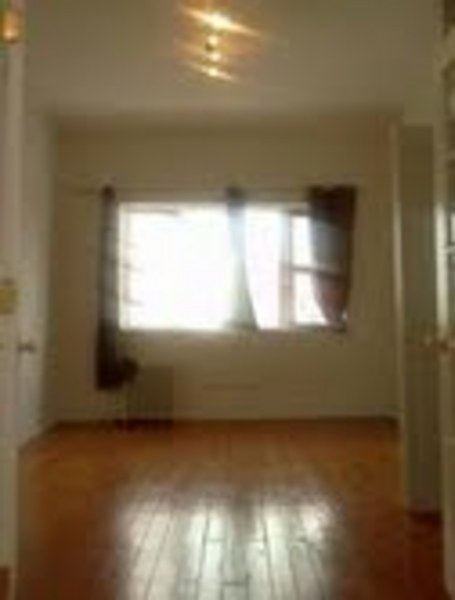 Metropolitan Avenue-Williamsburg-LISTING ID 116176 - Photo 3 of 3