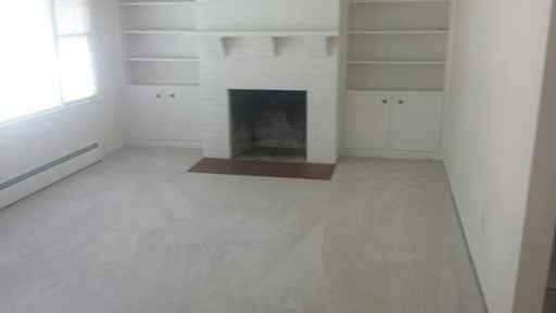 513 Kerry Lake Dr - Photo 3 of 11