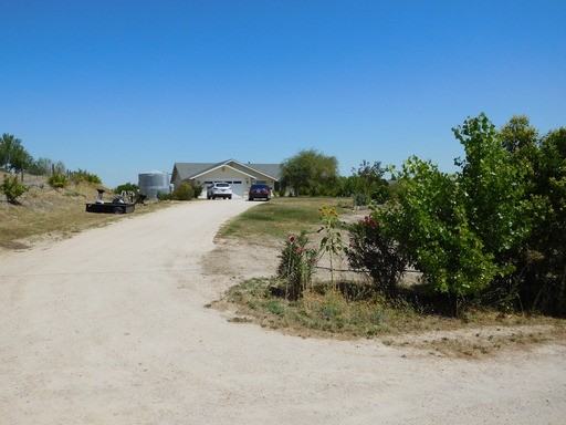 6085 Merlot Ln - Photo 2 of 24