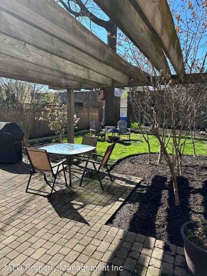 2555 W. Winnemac - Photo 3 of 18