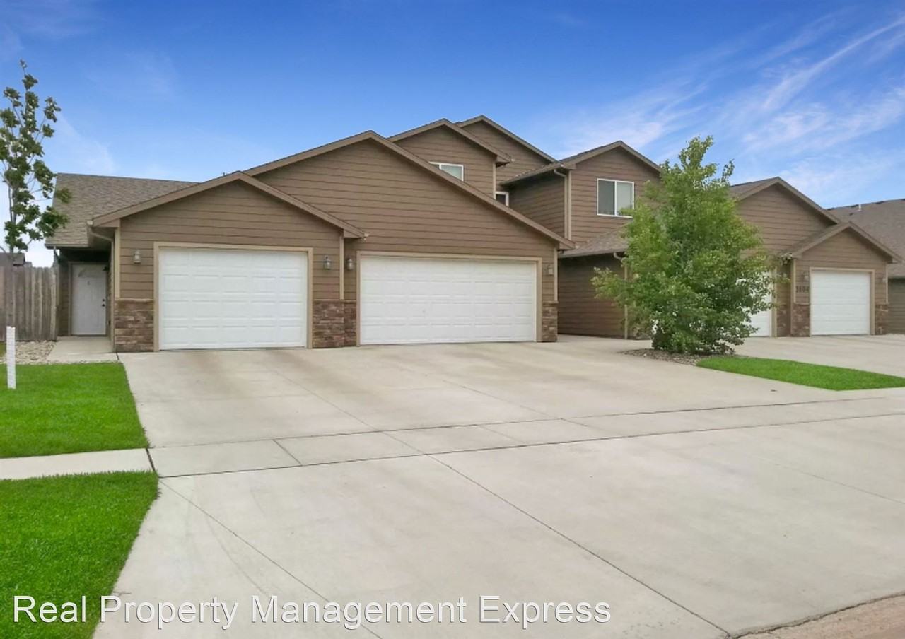 Phoenix Apartments With Attached Garages