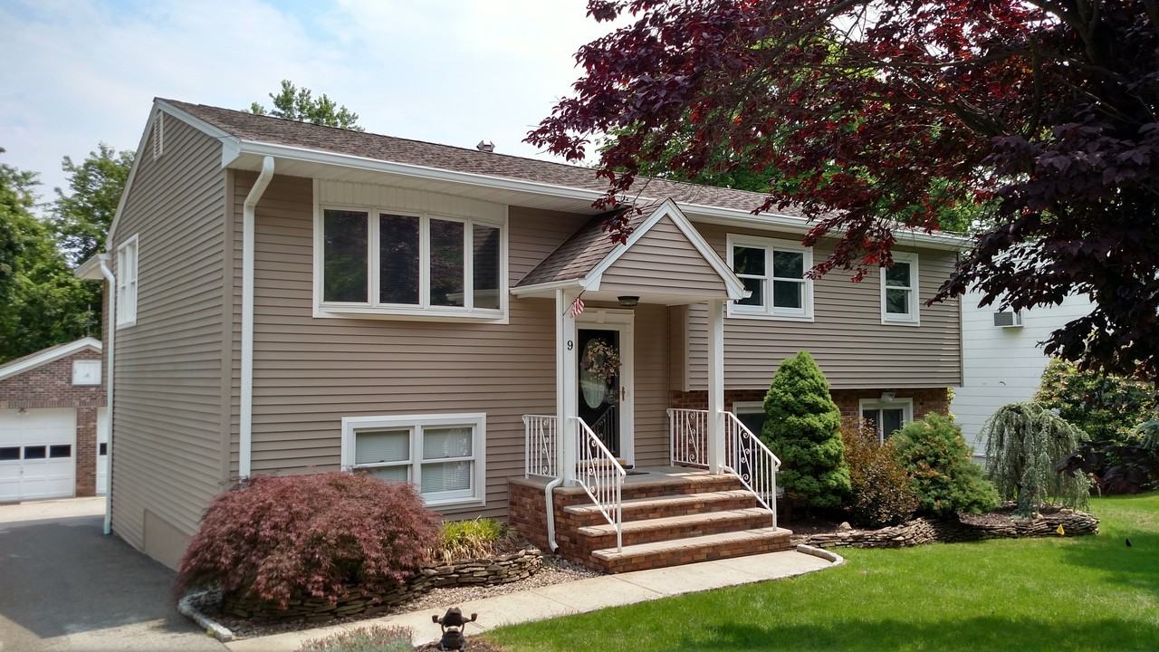 9 Edward St - Photo 2 of 23