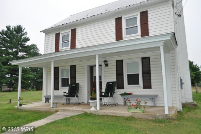 7042 Tommytown Rd - Photo 2 of 30