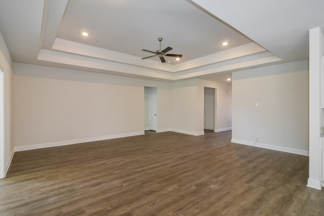 424 Eagle Lake Way - Photo 2 of 16