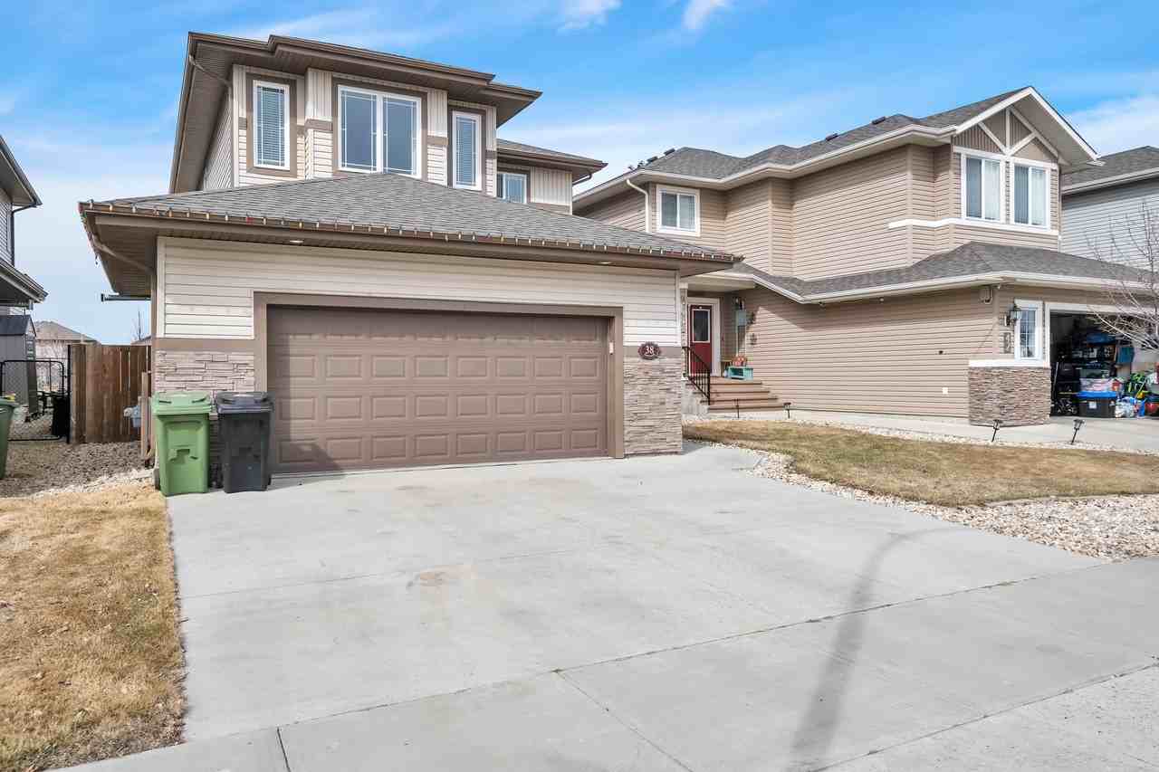 Spacious 3 bed plus den 3 bath house*dbl attached garage*Fenced yard w/Deck* - Photo 3 of 47