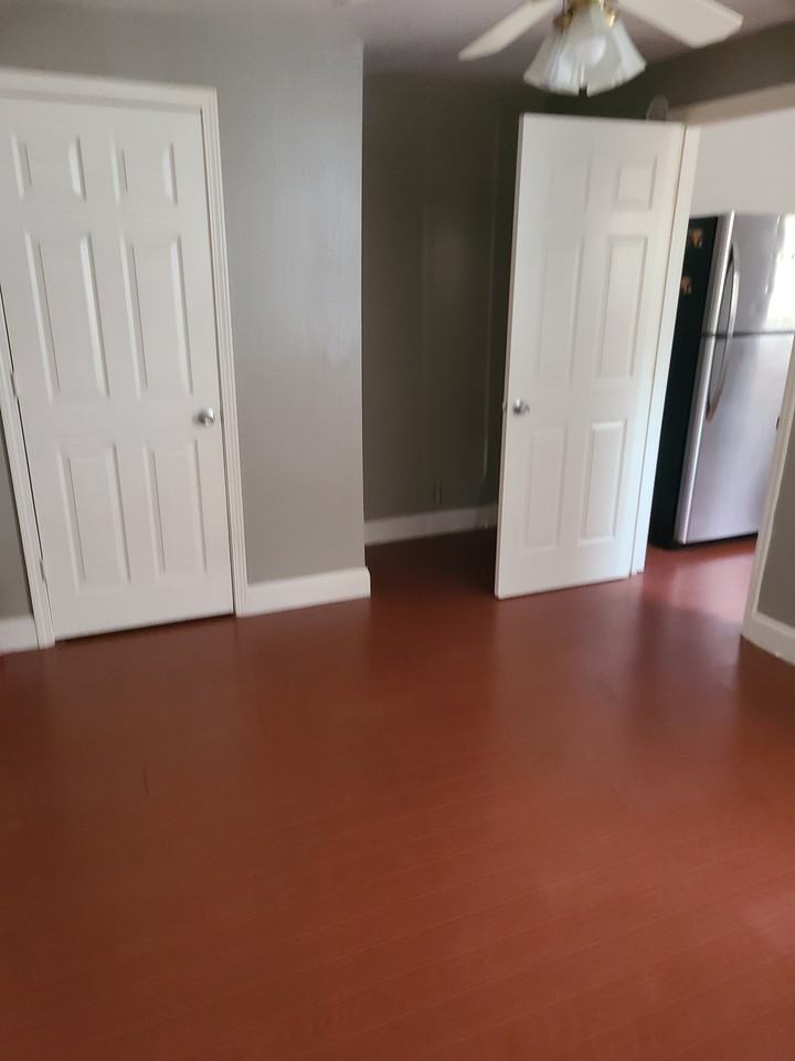 2530 Gladiolus St #NA - Photo 2 of 4