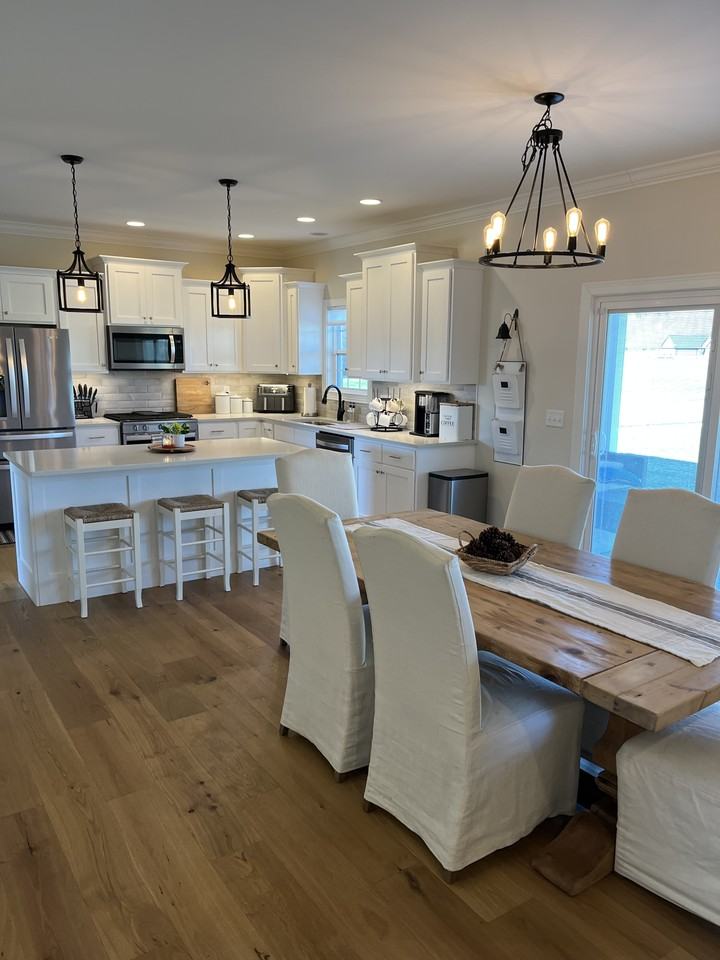 1600 Leyden Ct #NA - Photo 3 of 18