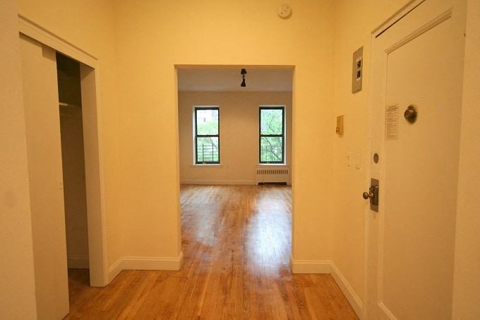 206 East 70th Street - Photo 6 of 13