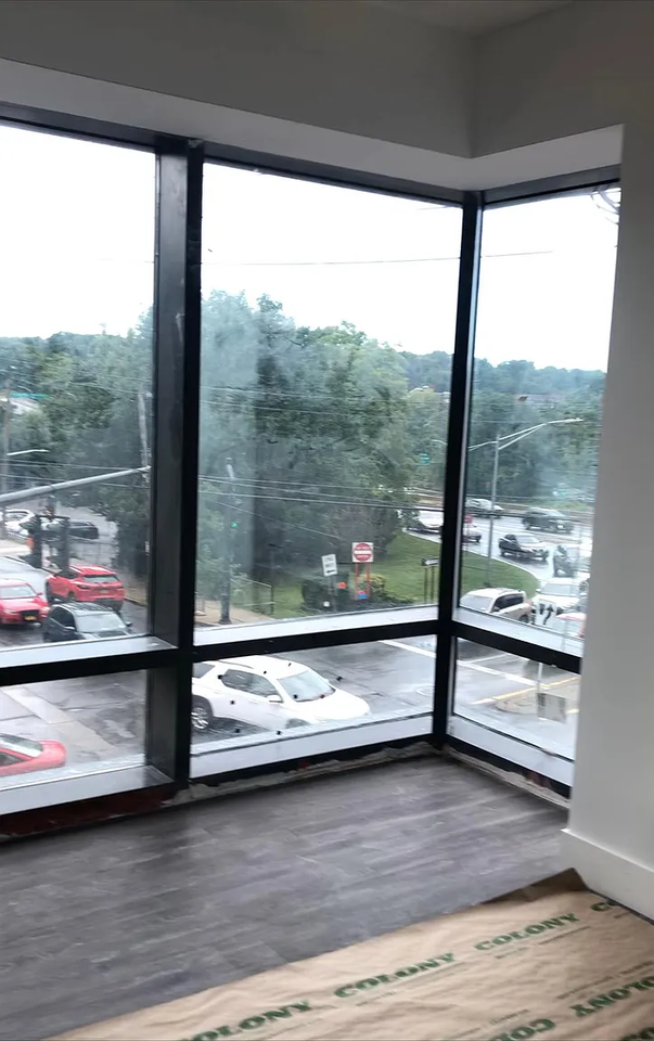 42 Broad Street West - Photo 3 of 15