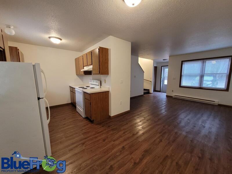 406 N Barkman St - Photo 4 of 7