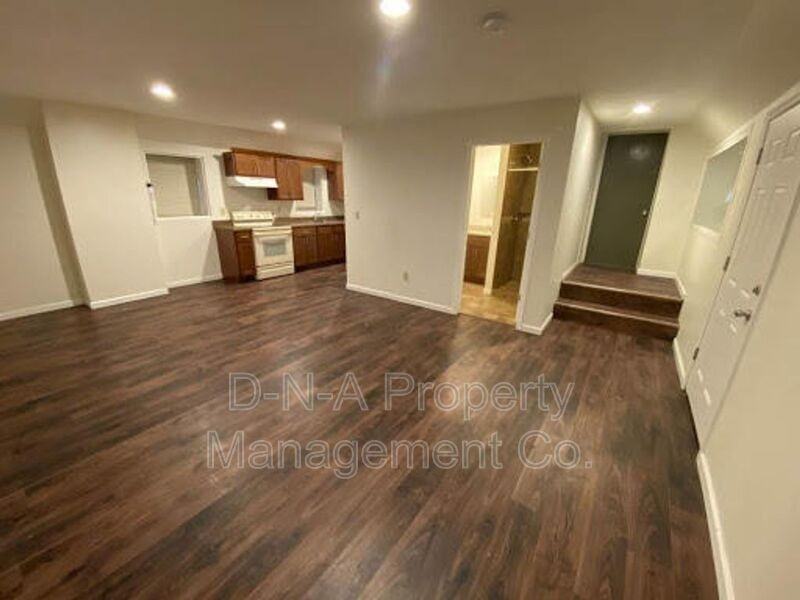 145 N 5th St - Photo 3 of 9