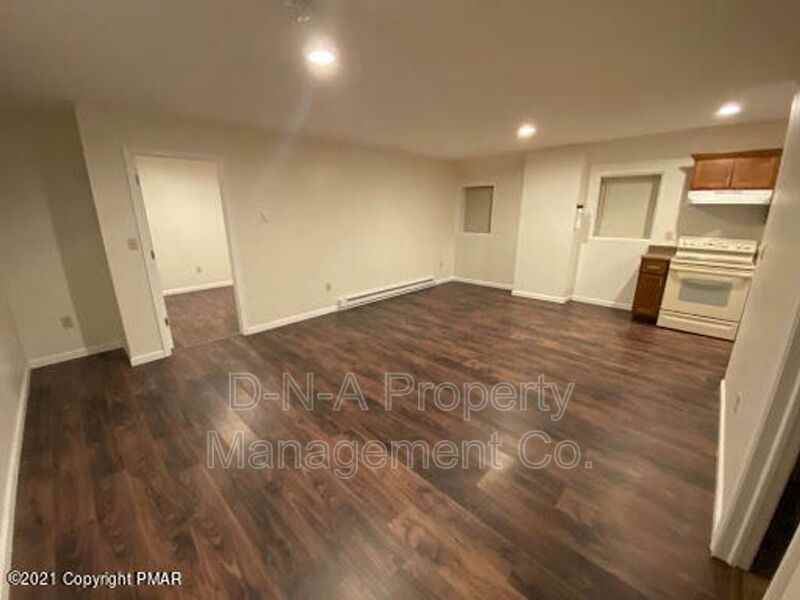 145 N 5th St - Photo 5 of 9