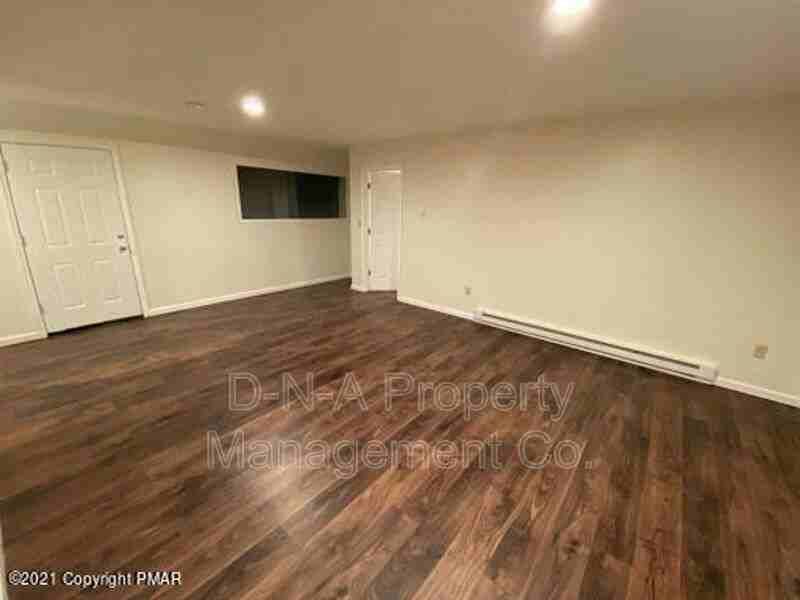 145 N 5th St - Photo 6 of 9