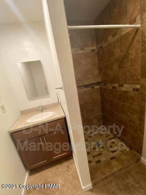 145 N 5th St - Photo 7 of 9