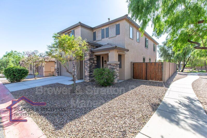 944 N Silverado - Photo 2 of 50